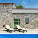Vila Kuca Drdanic By Istrialux *